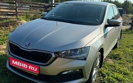 Skoda Rapid II, 2021 год, 2 100 000 рублей, 24 фотография