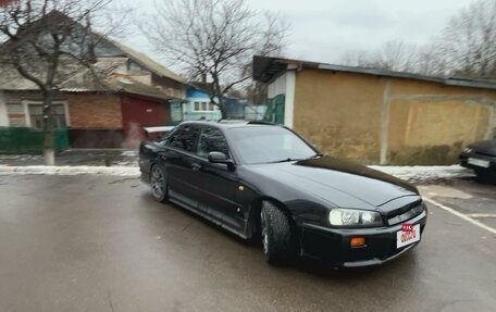 Nissan Skyline, 1999 год, 850 000 рублей, 2 фотография