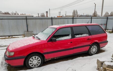 Volkswagen Passat B4, 1994 год, 300 000 рублей, 2 фотография