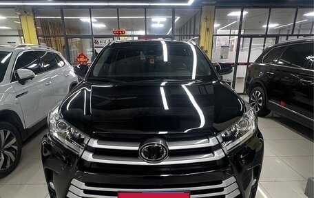 Toyota Highlander III, 2021 год, 3 700 000 рублей, 3 фотография