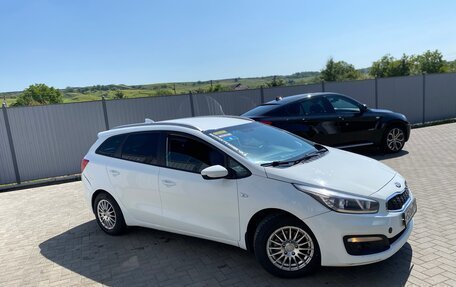 KIA cee'd III, 2017 год, 950 000 рублей, 4 фотография