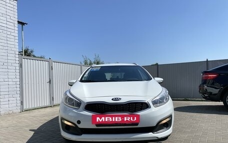 KIA cee'd III, 2017 год, 950 000 рублей, 2 фотография