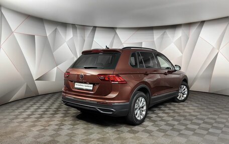 Volkswagen Tiguan II, 2021 год, 2 648 700 рублей, 2 фотография