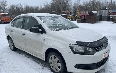 Volkswagen Polo VI (EU Market), 2011 год, 500 000 рублей, 2 фотография