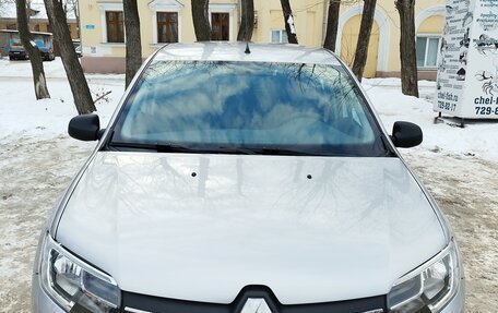 Renault Logan II, 2021 год, 850 000 рублей, 1 фотография