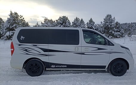 Hyundai H-1 II рестайлинг, 2016 год, 2 550 000 рублей, 6 фотография