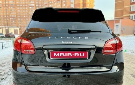 Porsche Cayenne III, 2012 год, 2 800 000 рублей, 2 фотография