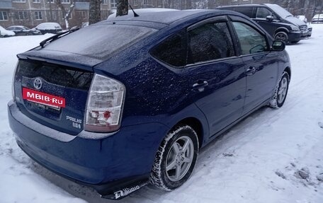 Toyota Prius, 2008 год, 830 000 рублей, 3 фотография