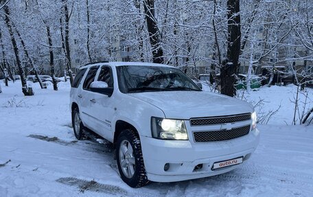 Chevrolet Tahoe III, 2012 год, 2 250 000 рублей, 3 фотография