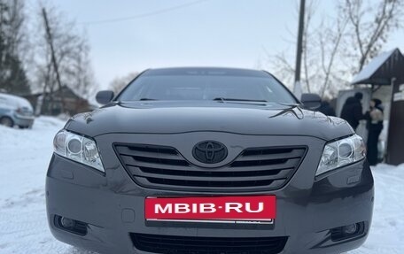 Toyota Camry, 2008 год, 1 550 000 рублей, 2 фотография