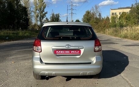 Toyota Matrix, 2003 год, 780 000 рублей, 4 фотография