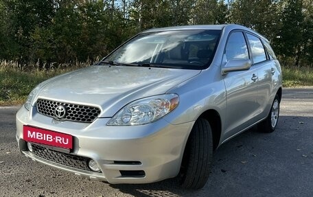 Toyota Matrix, 2003 год, 780 000 рублей, 2 фотография