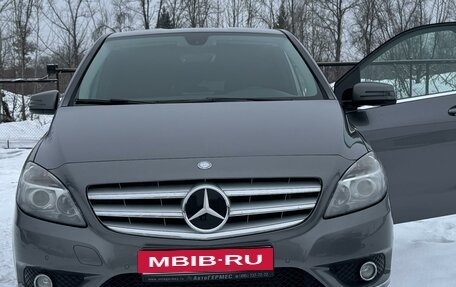 Mercedes-Benz B-Класс, 2012 год, 1 155 000 рублей, 2 фотография