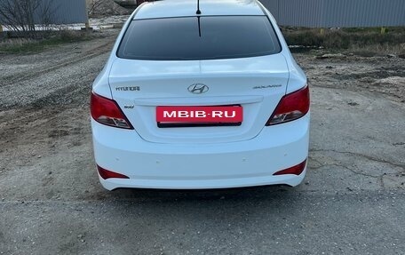 Hyundai Solaris II рестайлинг, 2015 год, 1 370 000 рублей, 8 фотография