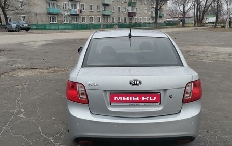 KIA Rio II, 2010 год, 700 000 рублей, 1 фотография