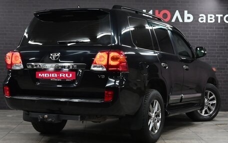 Toyota Land Cruiser 200, 2013 год, 4 240 000 рублей, 6 фотография