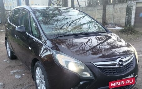 Opel Zafira C рестайлинг, 2013 год, 1 580 000 рублей, 7 фотография