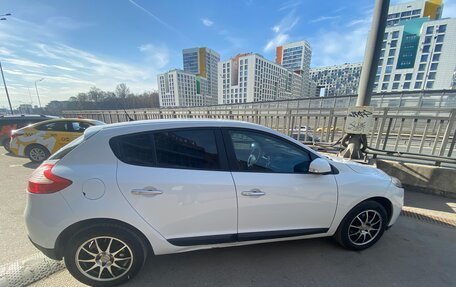 Renault Megane III, 2013 год, 649 500 рублей, 10 фотография