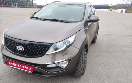 KIA Sportage III, 2015 год, 2 150 000 рублей, 10 фотография