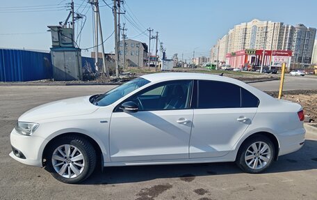 Volkswagen Jetta VI, 2013 год, 1 190 000 рублей, 14 фотография