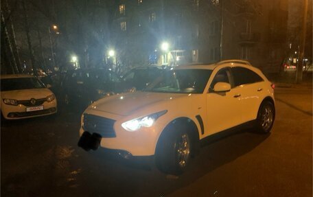 Infiniti FX II, 2011 год, 1 850 000 рублей, 2 фотография