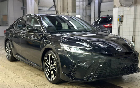 Toyota Camry, 2024 год, 6 000 000 рублей, 2 фотография