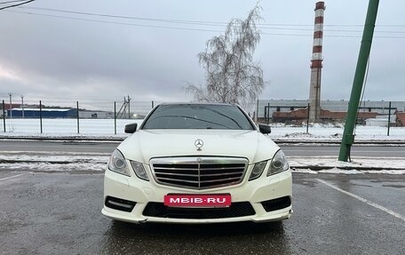 Mercedes-Benz E-Класс, 2012 год, 1 790 000 рублей, 1 фотография