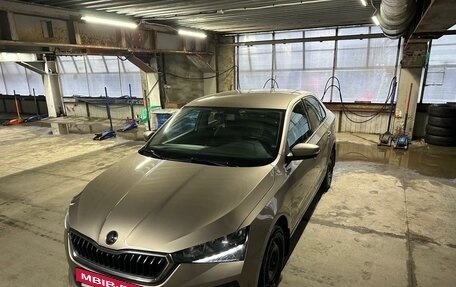 Skoda Rapid II, 2021 год, 1 600 000 рублей, 16 фотография