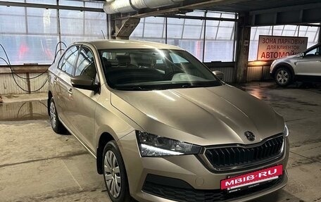 Skoda Rapid II, 2021 год, 1 600 000 рублей, 28 фотография