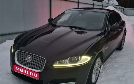 Jaguar XF I рестайлинг, 2014 год, 1 800 000 рублей, 9 фотография