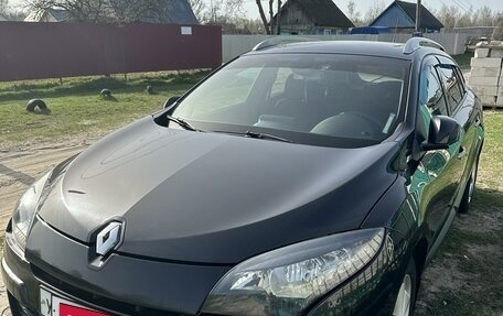 Renault Megane III, 2011 год, 835 000 рублей, 2 фотография