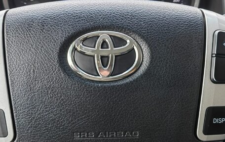 Toyota Land Cruiser 200, 2012 год, 4 600 000 рублей, 16 фотография