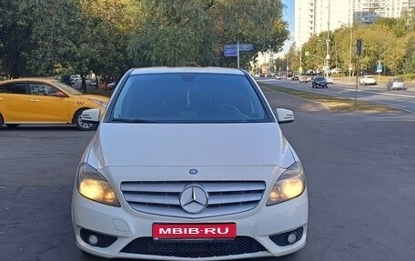 Mercedes-Benz B-Класс, 2013 год, 1 200 000 рублей, 1 фотография