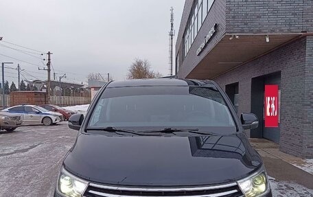 Hyundai Grand Starex Grand Starex I рестайлинг 2, 2020 год, 4 070 000 рублей, 2 фотография