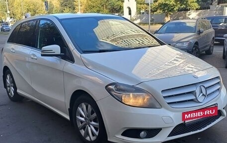 Mercedes-Benz B-Класс, 2013 год, 1 200 000 рублей, 2 фотография