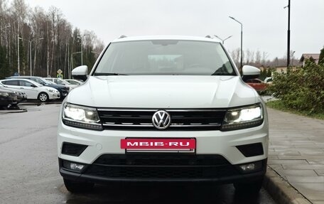 Volkswagen Tiguan II, 2018 год, 2 200 000 рублей, 14 фотография