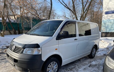 Volkswagen Transporter T5 рестайлинг, 2006 год, 1 550 000 рублей, 2 фотография