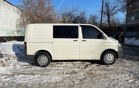 Volkswagen Transporter T5 рестайлинг, 2006 год, 1 550 000 рублей, 3 фотография