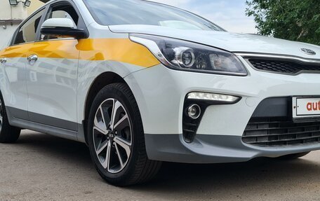 KIA Rio IV, 2018 год, 1 420 000 рублей, 10 фотография