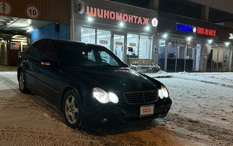 Mercedes-Benz C-Класс, 2004 год, 350 000 рублей, 5 фотография