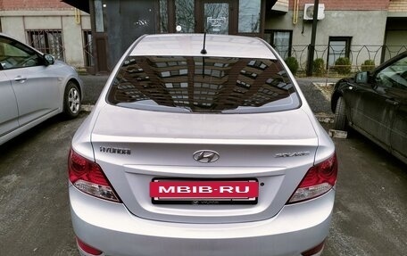 Hyundai Solaris II рестайлинг, 2011 год, 900 000 рублей, 9 фотография