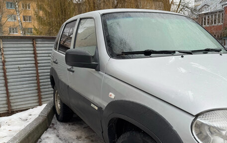 Chevrolet Niva I рестайлинг, 2012 год, 550 000 рублей, 2 фотография