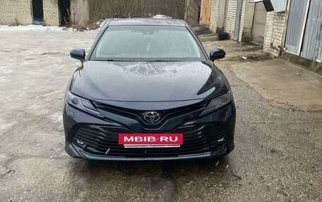 Toyota Camry, 2018 год, 3 500 000 рублей, 8 фотография