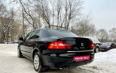 Skoda Superb III рестайлинг, 2010 год, 1 050 000 рублей, 2 фотография