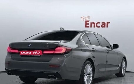 BMW 5 серия, 2022 год, 4 030 000 рублей, 2 фотография