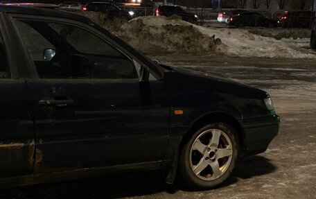 Volkswagen Passat B4, 1995 год, 79 999 рублей, 6 фотография