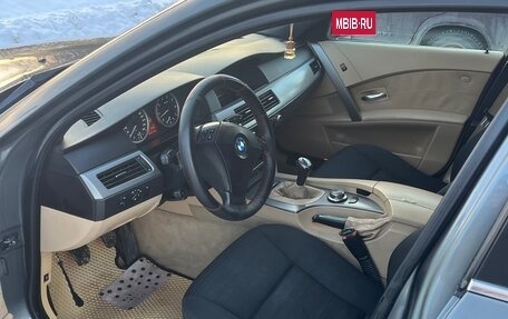 BMW 5 серия, 2006 год, 850 000 рублей, 8 фотография