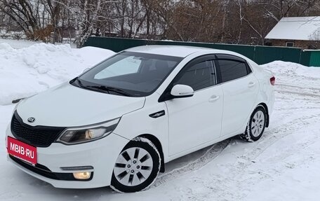 KIA Rio III рестайлинг, 2016 год, 1 050 000 рублей, 1 фотография