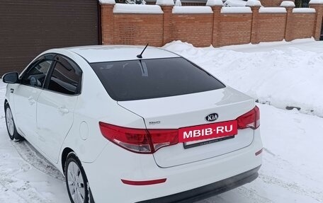 KIA Rio III рестайлинг, 2016 год, 1 050 000 рублей, 4 фотография