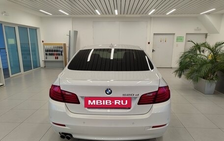 BMW 5 серия, 2016 год, 2 590 000 рублей, 4 фотография